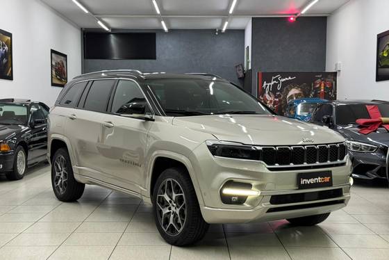 JEEP COMMANDER 2.0 TD380 TURBO DIESEL OVERLAND AT9
